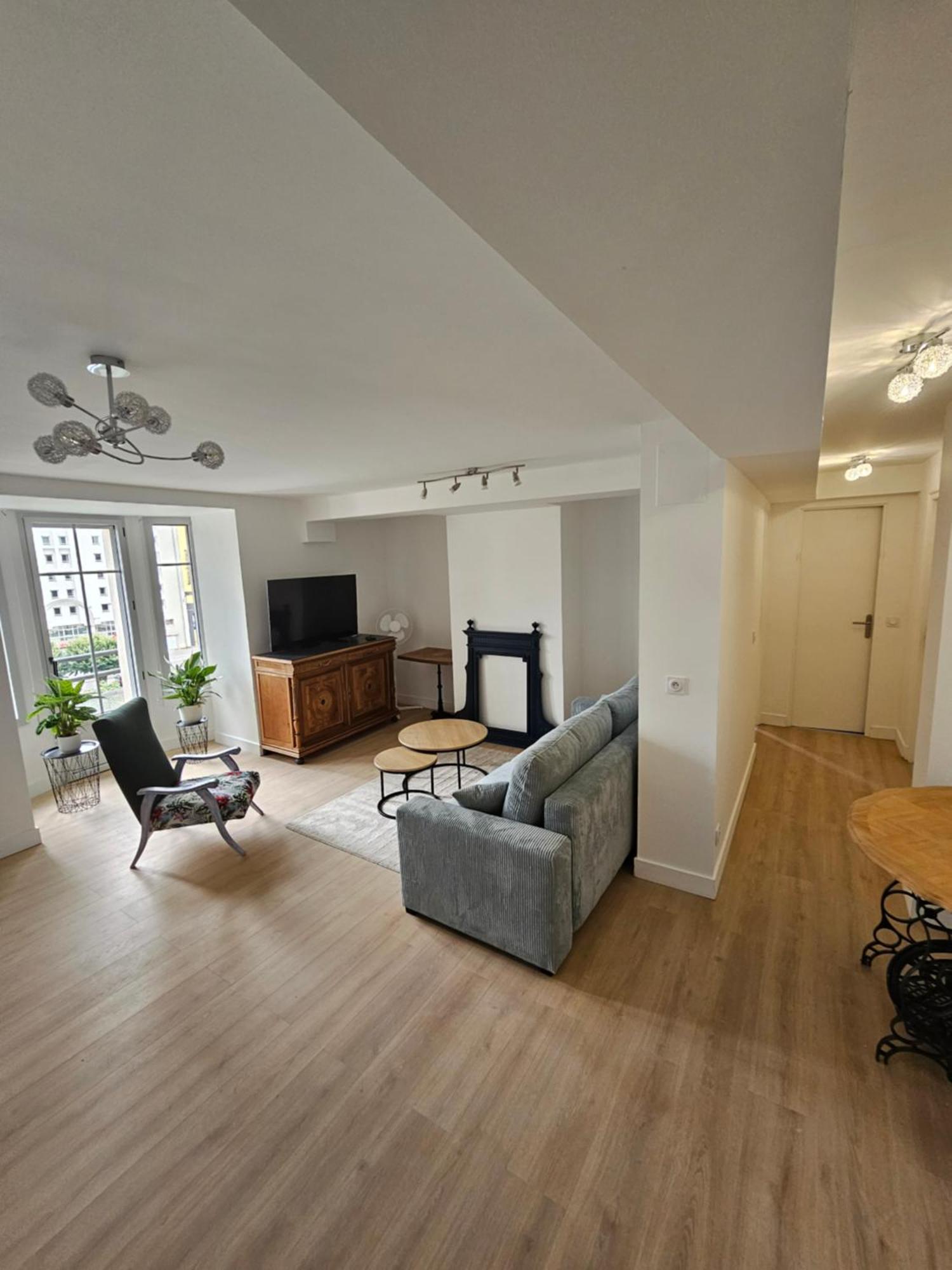 Le Chaleureux Lourdes Hyper Centre Apartment Exterior photo
